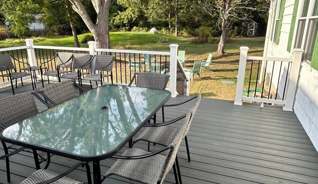Spacious Modern Glenville 1-Story Near Everything Stocked Chef's Kitchen Firepit
