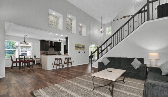 Spacious & Modern Home with everything you need!