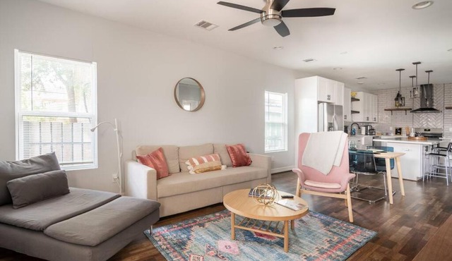 Spacious Modern Home Downtown near Medical center