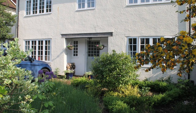 Spacious & Modern House in Oxford City Sleeps 8