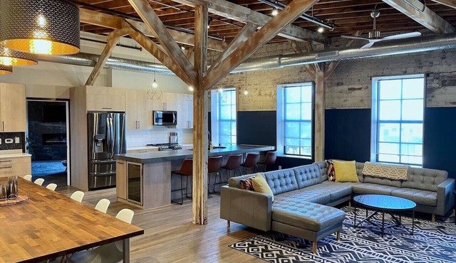 Spacious + modern loft with 3 bedrooms & game room