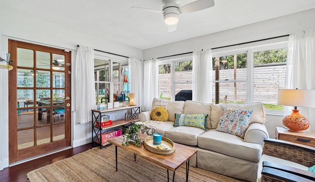Spacious Modern Madeira Beach Home 4B - 2BA