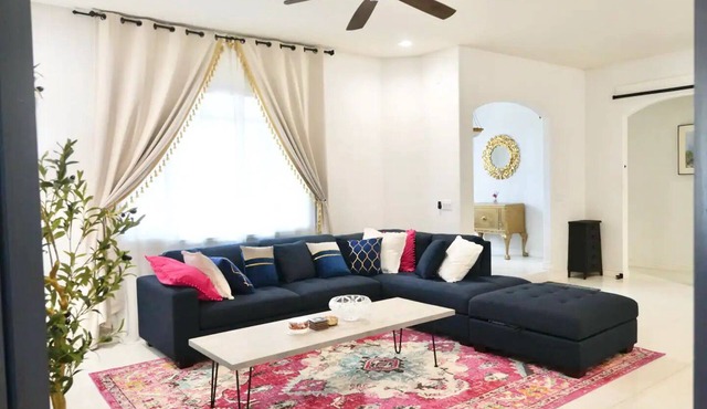 Spacious & Modern Pāhoa Retreat Near Kehena Beach!