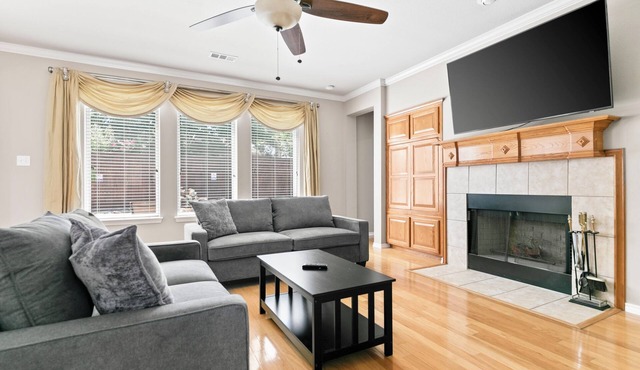 Spacious & Modern Pool Retreat Near DFW Metroplex!