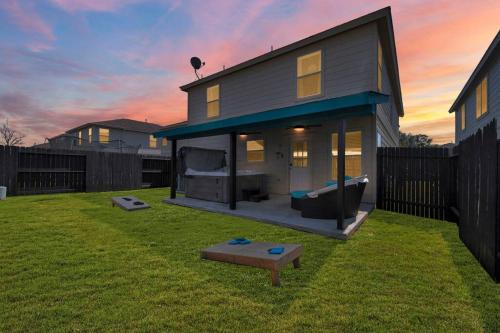 Spacious Modern Retreat and Spa