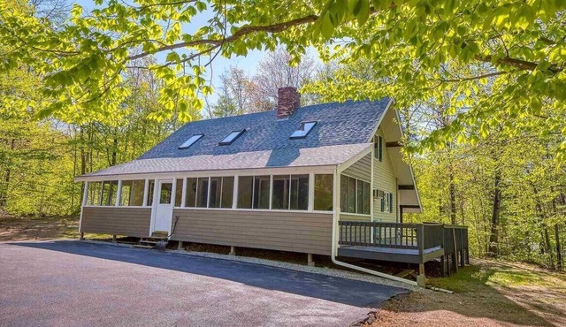 Spacious Mountain Chalet - 6 br - fireplace - deck