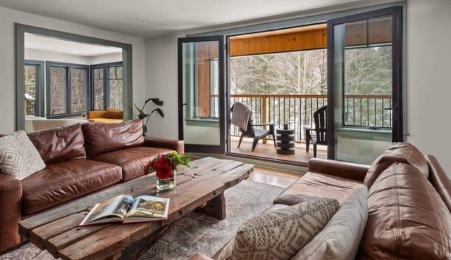 Spacious Mountain Getaway off of Mountain Rd