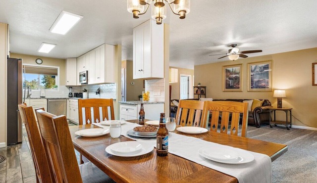 Spacious Multi Family Home near everything Boise