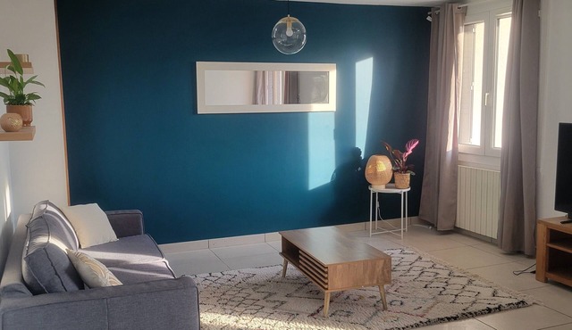 Spacious new apartment. Close to ski resorts