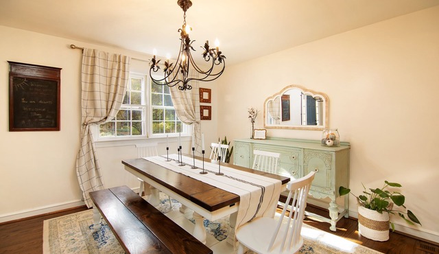 Spacious N Wilm 4 BR w/bright, open. kitchen