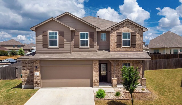 Spacious New Build, 4 Beds, Near Randolph AFB