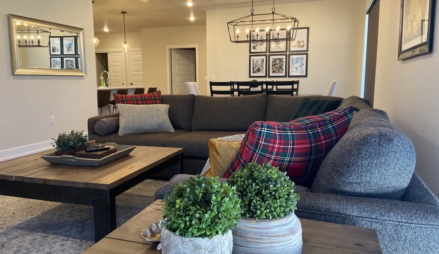 Spacious New Condo - Beautiful Views in the Heart of Dillon. License# 651848101