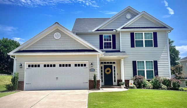 Spacious New Home, Minutes to Augusta National!