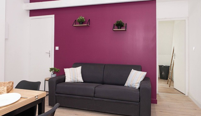 Spacious new studio-Le velours royal