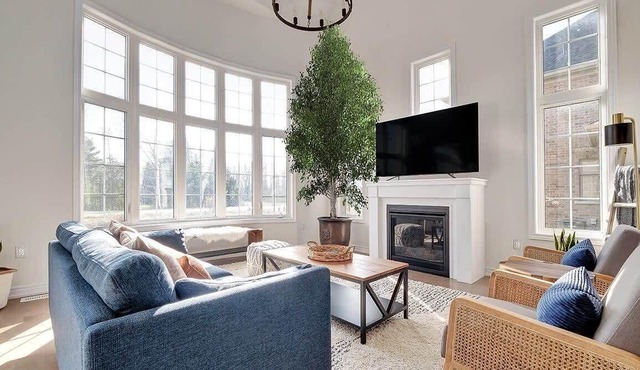 Spacious newly built PEC family home