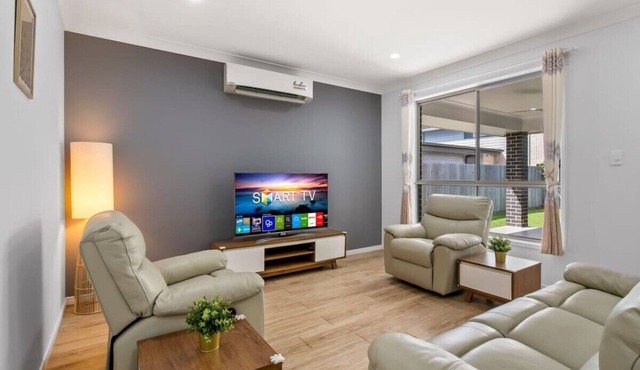 Spacious Newly Furnished 4BD Family Retreat