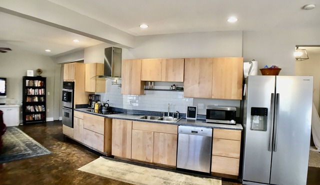 Spacious Old Mandeville Apartment on Bike Trail