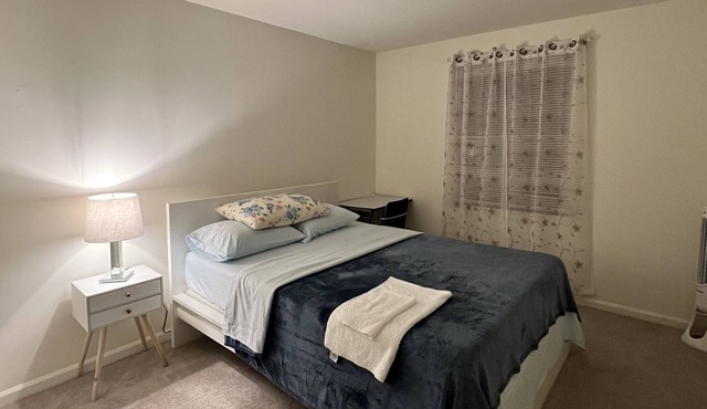 Spacious One Bed One Bath in a Condo