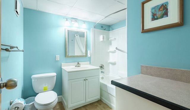 Spacious One Bedroom Condo