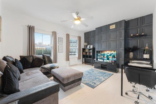 Spacious One Bedroom Private Flat in Brixton +Wifi