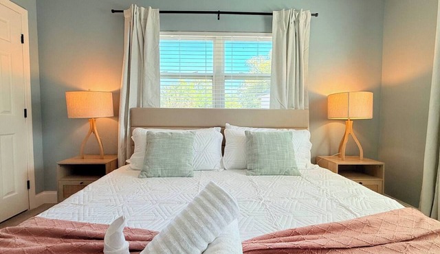 Spacious Orlando Stay Free Wifi Game Room