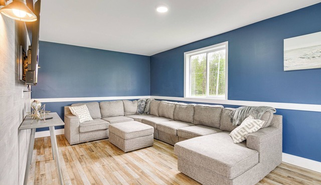 Spacious Oswego Home: 6 Mi to Fort Ontario!