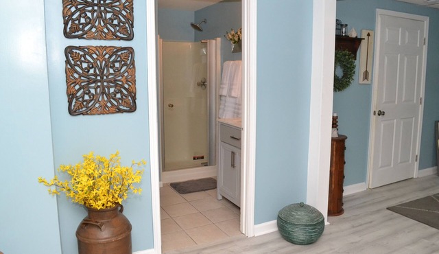 Spacious & peaceful minutes from Stone Mountain Park & 25 minutes from Atlanta!