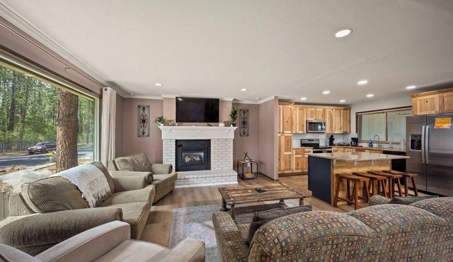 Spacious Pet Friendly Home near Coeur d’Alene!