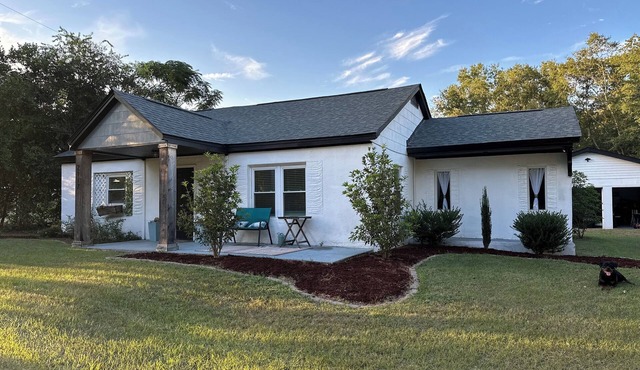 Spacious Pet-Friendly Home on 1 Acre