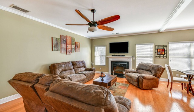 Spacious Phenix City Home ~ 9 Mi to Columbus!