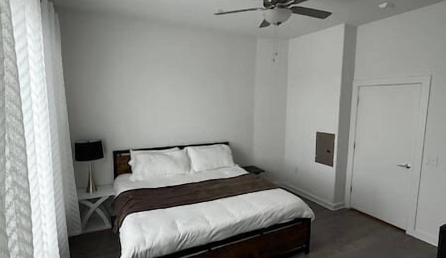 Spacious Place to Work and Relax