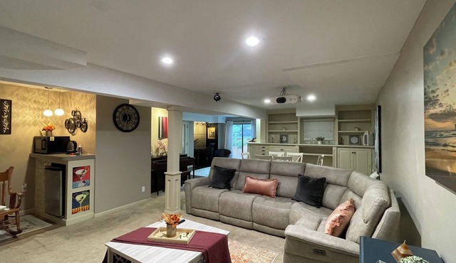Spacious private 2-bedroom, 1 bath house in awesome Olathe with fitness room, AC