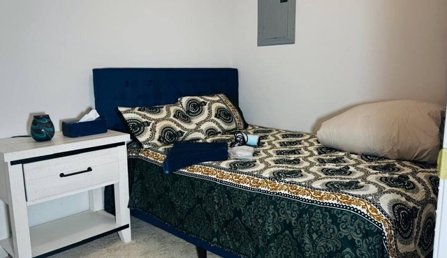 Spacious Private 2BR Suite in Abingdon with Separate Entrance