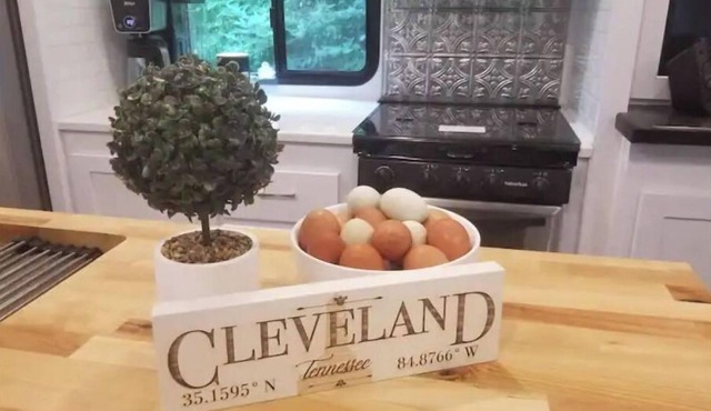 Spacious, private 5th wheel camper