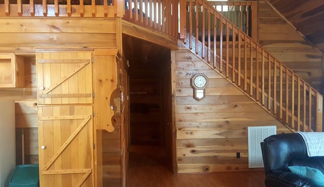 Spacious private Cabin. Ideal for fishing tournaments and family weekends.