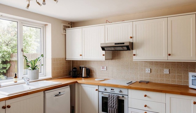 Spacious Private Countryside House