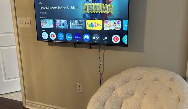 Spacious, Private Family Friendly 2 Bedroom Home