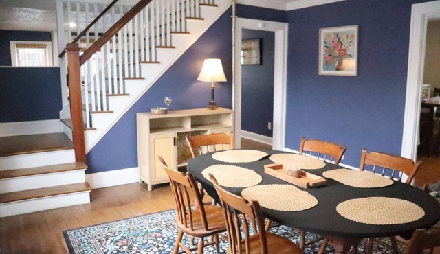 Spacious private home in Geneva - near college, wineries, and lake!
