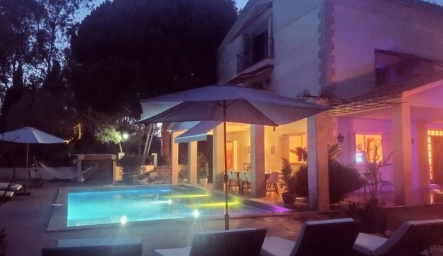 Spacious Private Luxury Villa near Barcelona Castle & Wine zone