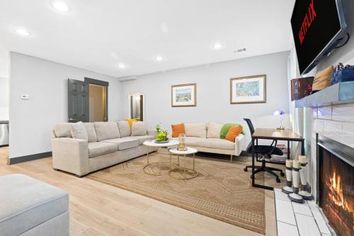 Spacious, Quiet, Near Zoo, Stadium & Family Spots