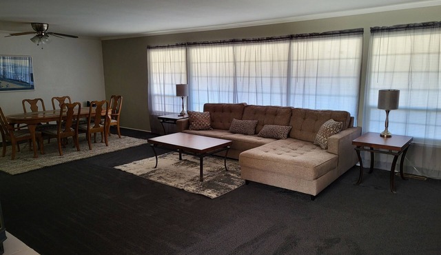 Spacious Red Bluff mid-century ranch style