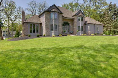 Spacious Refuge with Private Pool and Outdoor Bar!