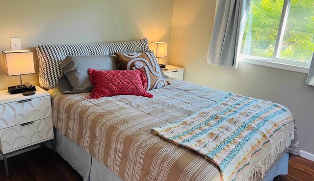 Spacious remodeled ranch with kitchen extras. Fenced-in backyard, pets welcome.