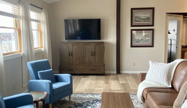 Spacious, renovated barn apartment within walking distance to Lake Superior.