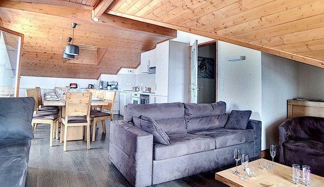 Spacious renovated apartment · Close to slopes · Sauna · Hammam