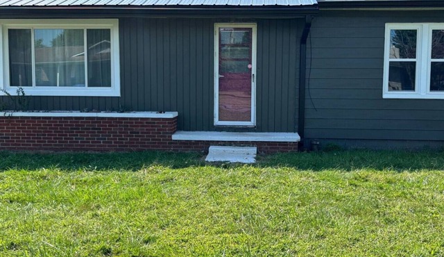 Spacious Renovated Ranch Retreat near Tackett Creek & Cumberland Gap Park, & LMU