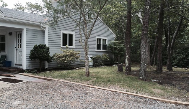 Spacious renovated Beach Home Pet friendly, air, outdoor shower, close to beach