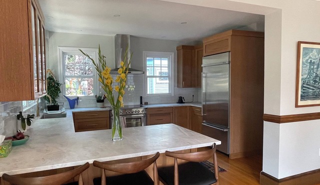 Spacious Renovated Victorian Single-Family in Leafy Walkable Neighborhood