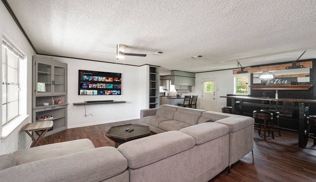 Spacious Retreat near✔️AT&T✔️Rangers Stadium✔️Six Flags✔️Ft.Worth & Dallas