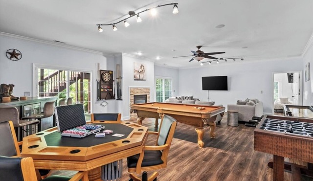 Spacious Retreat w/Game Room and Modern Amenities